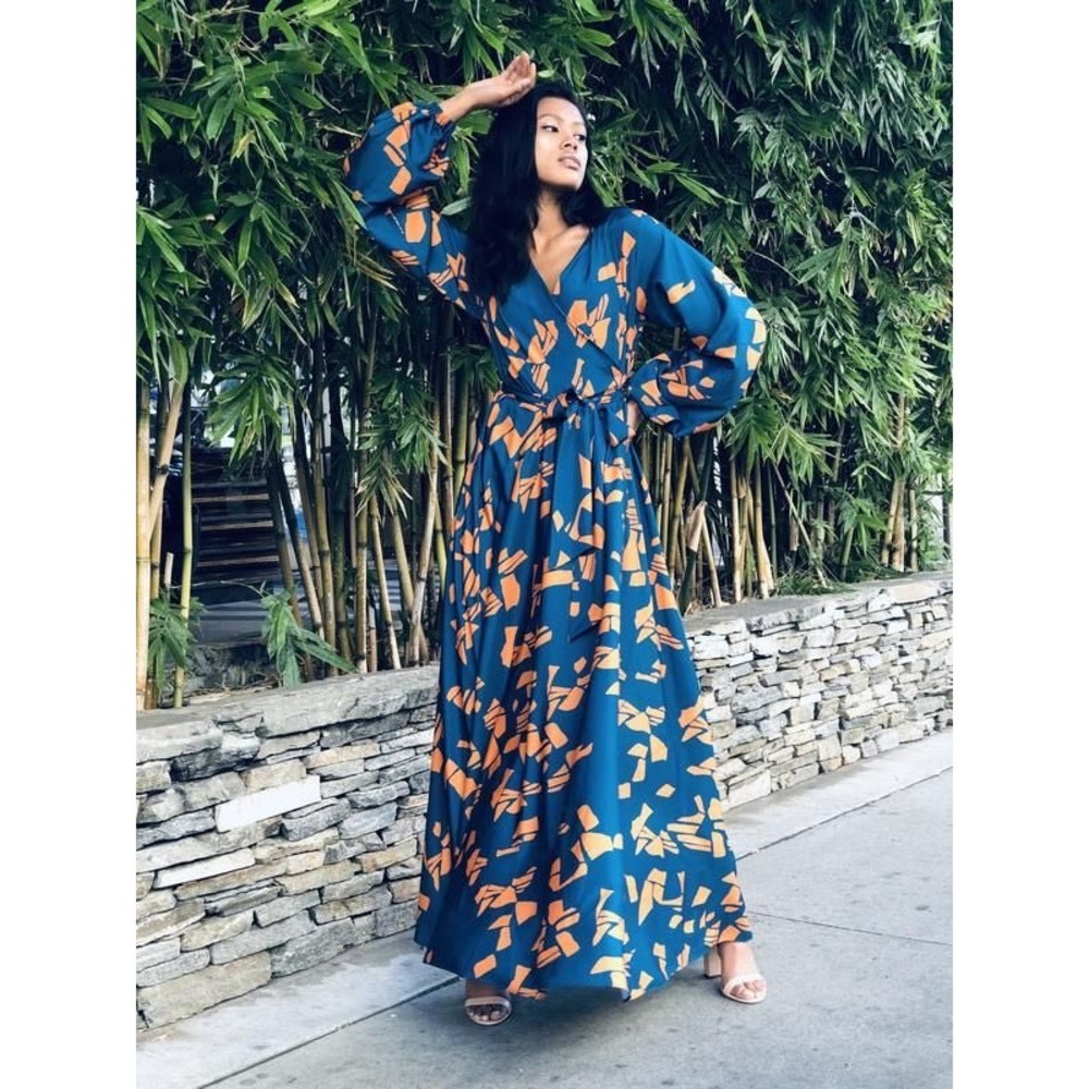 DIARRABLU Women's Marieme Long Sleeve Wrap‎ Maxi Dress Blue Printed- Size Large